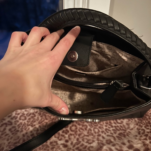Guess black logo Satchel handbag - Picture 2 of 4